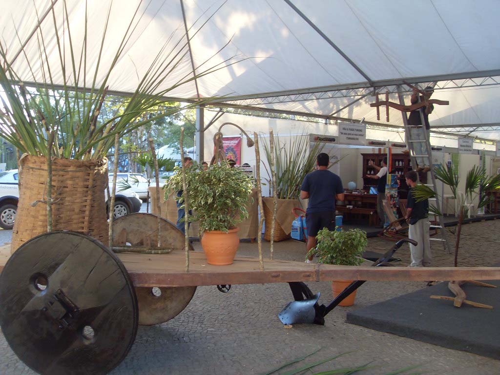 VLUU L100, M100  / Samsung L100, M100