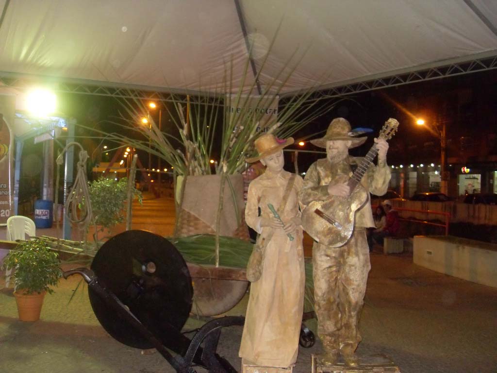 VLUU L100, M100  / Samsung L100, M100