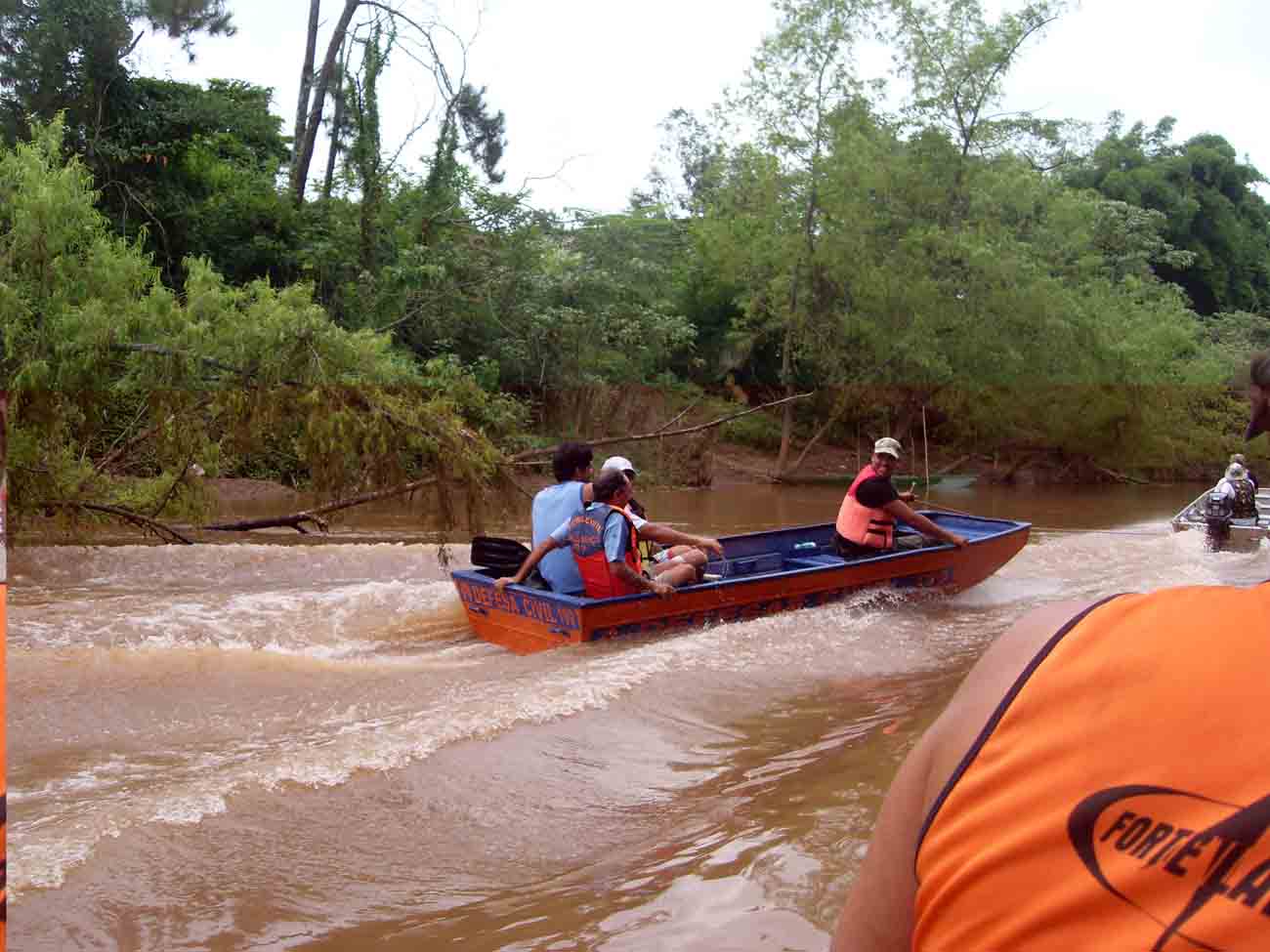 VLUU L100, M100  / Samsung L100, M100